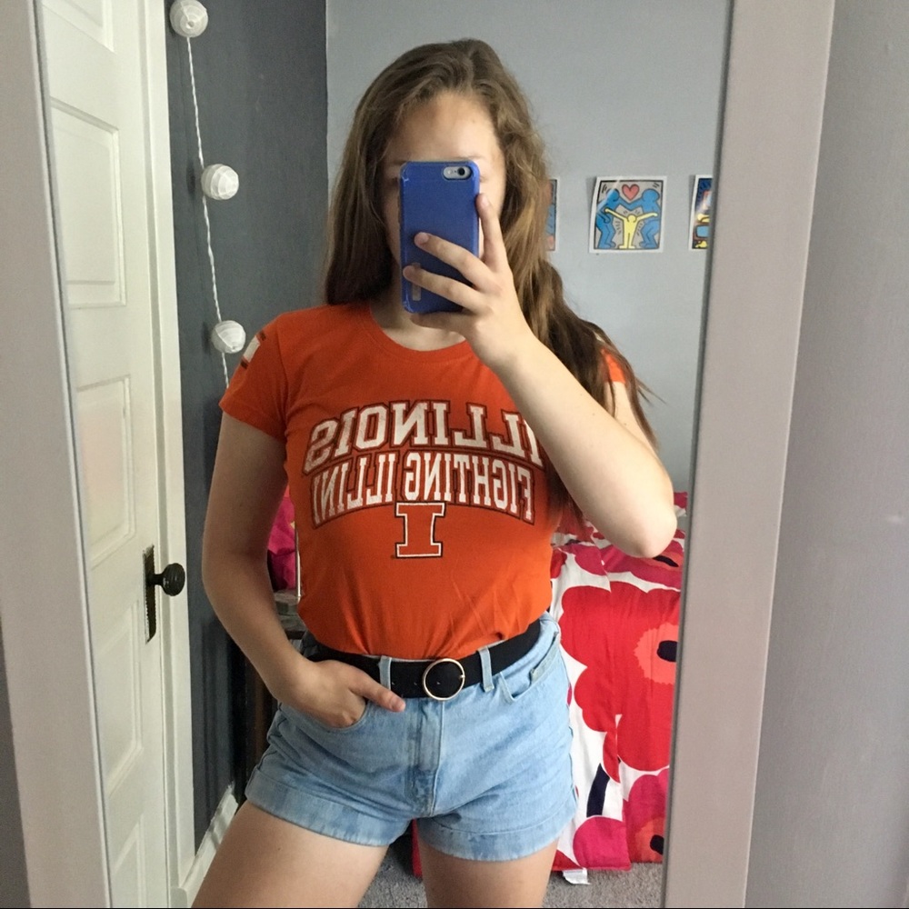 🍁 90’s Vintage University of Illinois T-Shirt 🍁